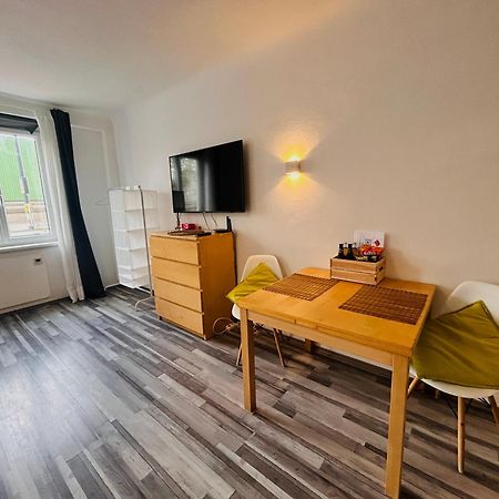 Gemuetliche Wohnung Naehe Hauptbahnhof Und Zentrum Wina Bagian luar foto
